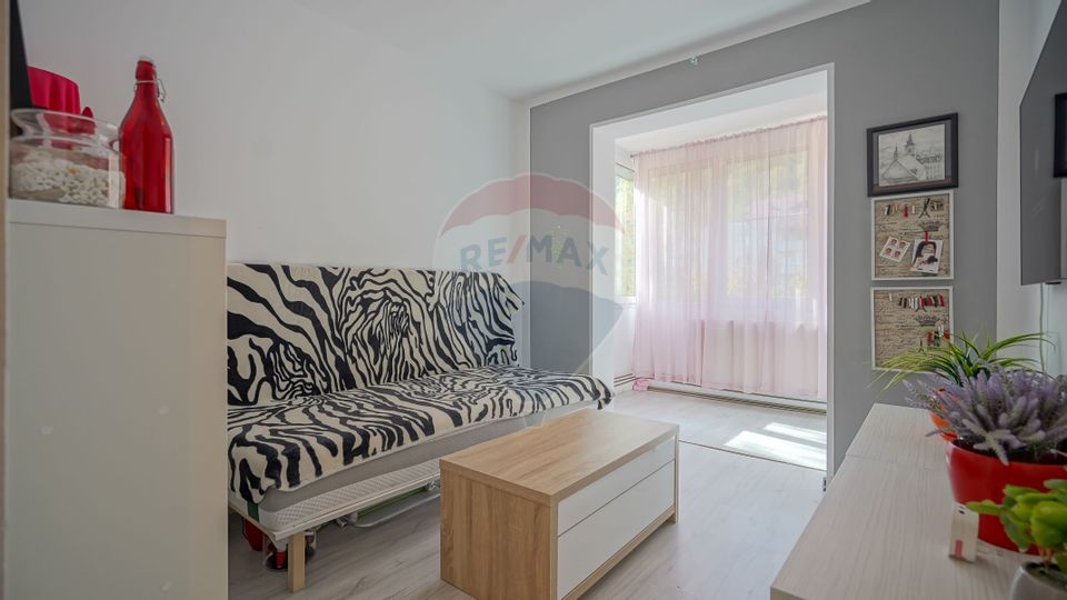 REZERVAT!  Apartament 4 camere|Racadau|Parcare|Boxa|Etj.Intermediar