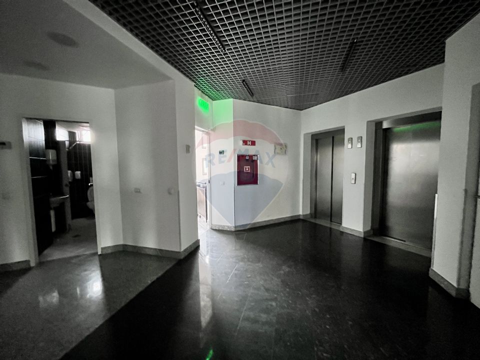 Inchiriere spatiu de birou 644 mp - Universitate - comparti Flexibila