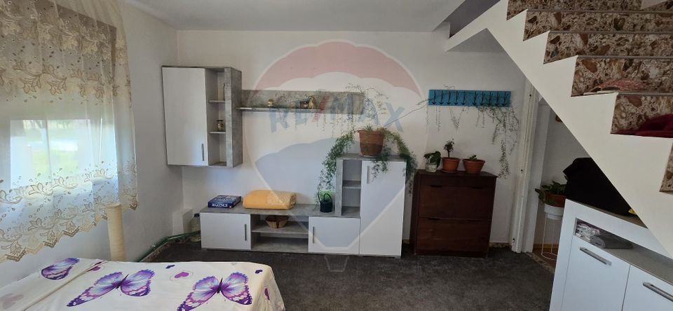 6 room House / Villa for sale