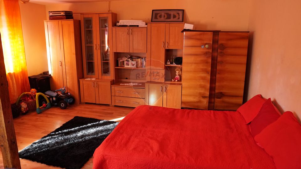 Casă de vânzare | 5 camere | Parter | Șerbănești