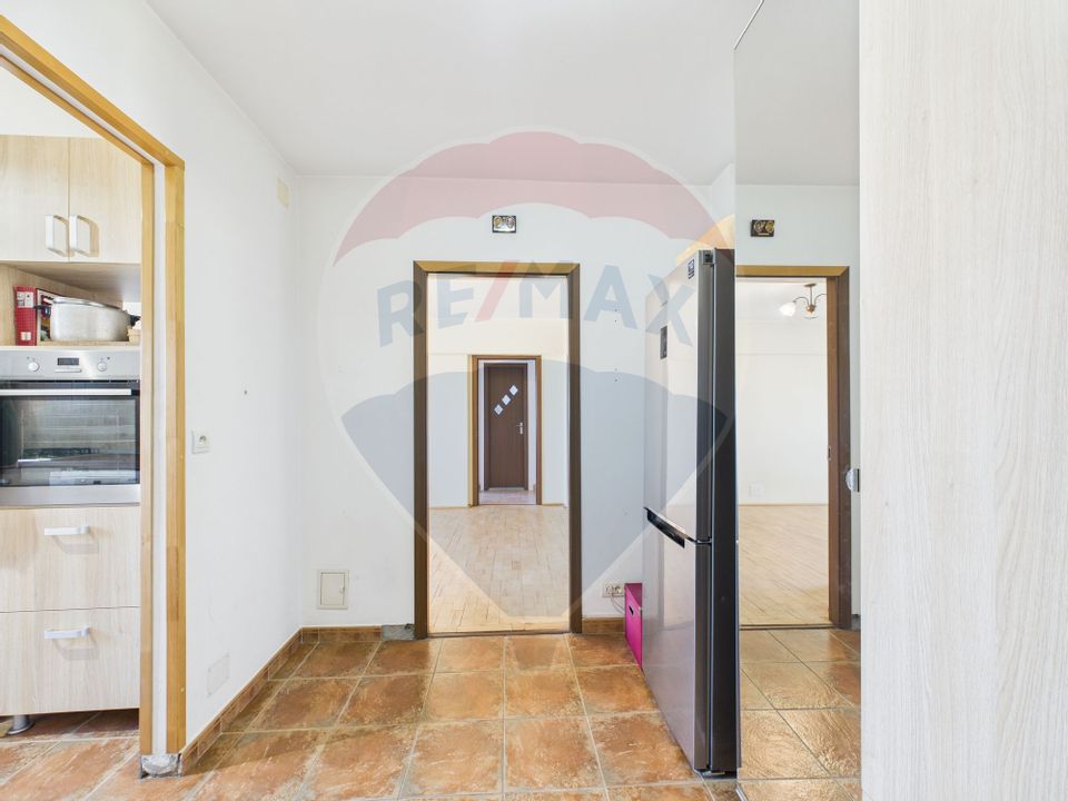 2 room apartment for sale - Apusului