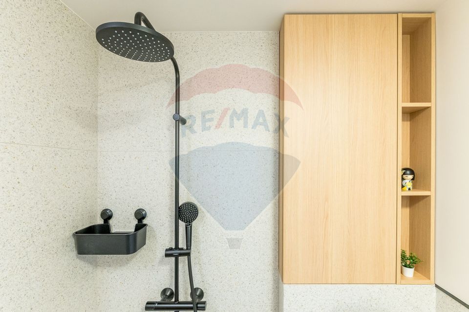 Apartament/Penthouse de lux cu 3 camere de închiriat în Zorilor