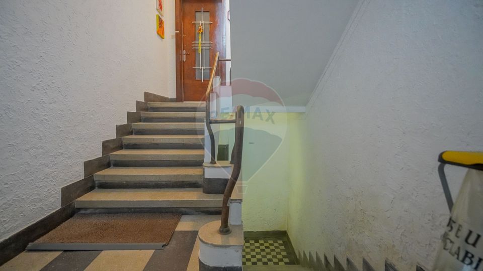 3 room Apartment for sale, Schei area