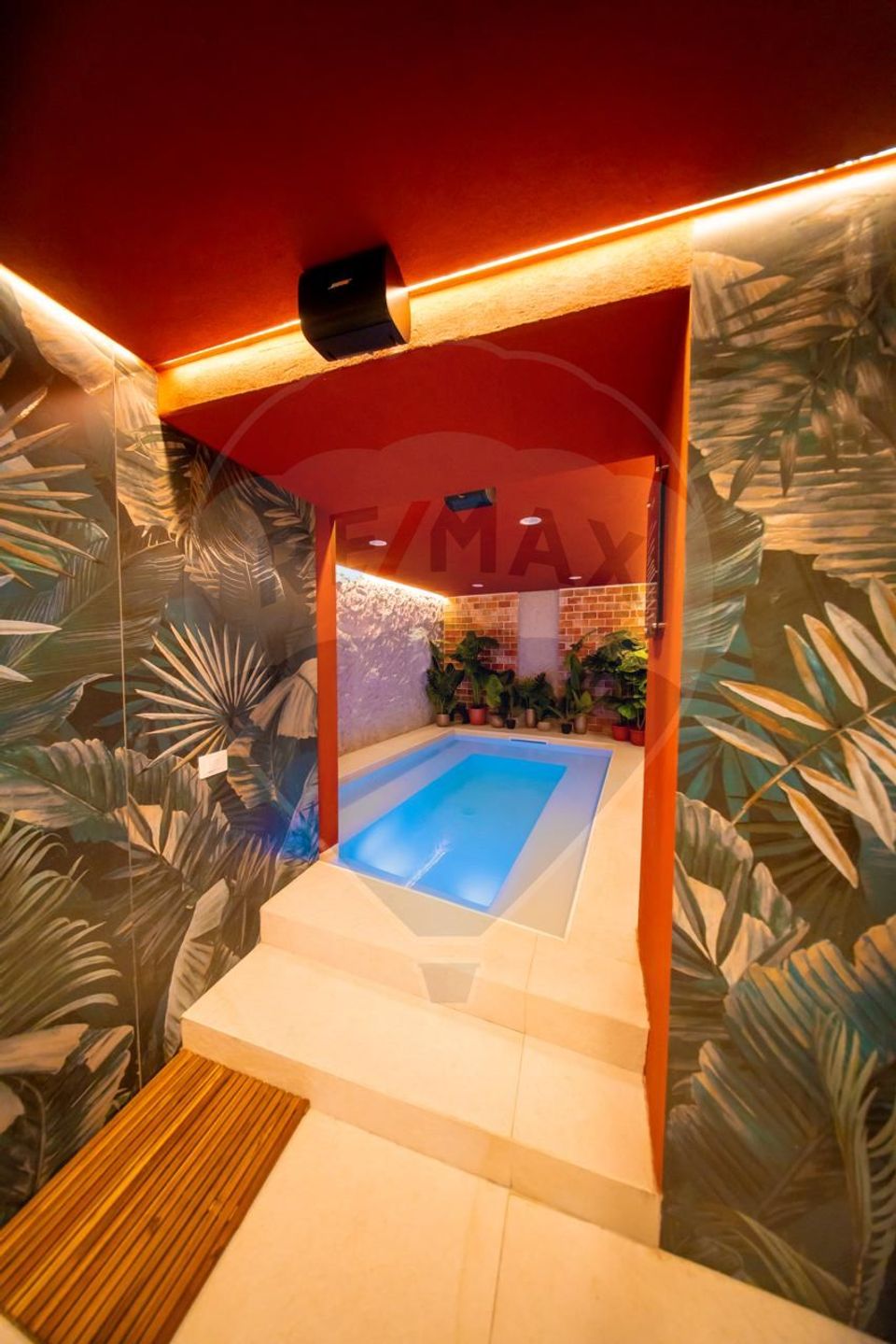 14 room Hotel / Pension for sale, Ultracentral area