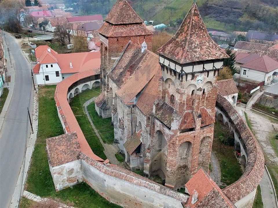 Casă / Vilă cu 4 camere de vânzare