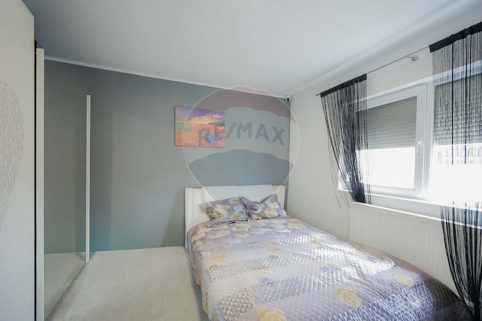 Apartament 3 camere, Dealuri, Doja, Spital Județean, Vânzare