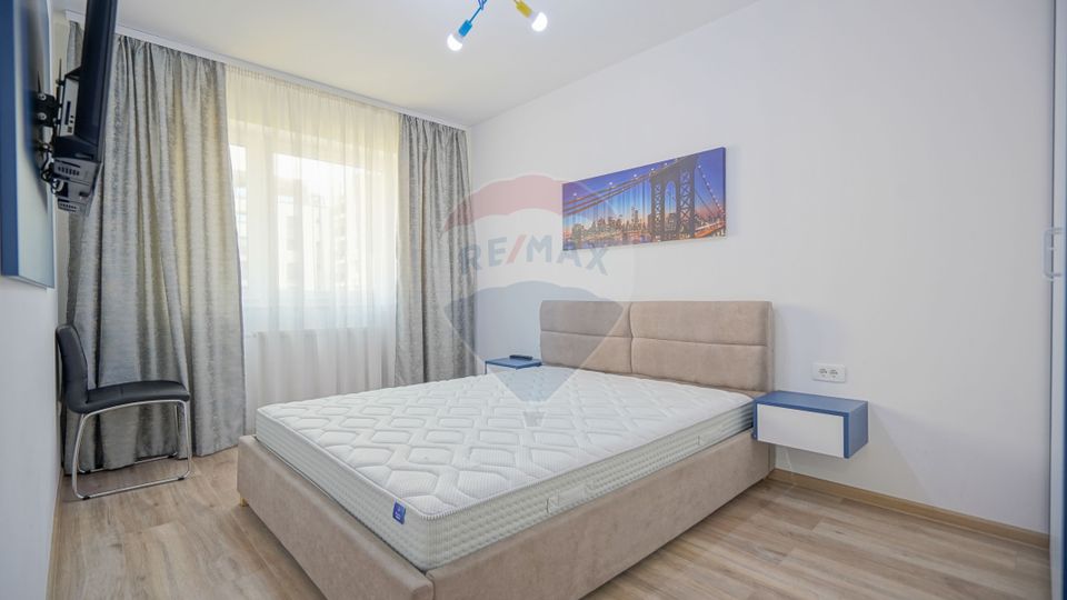 2 room Apartment for rent, Tractorul area