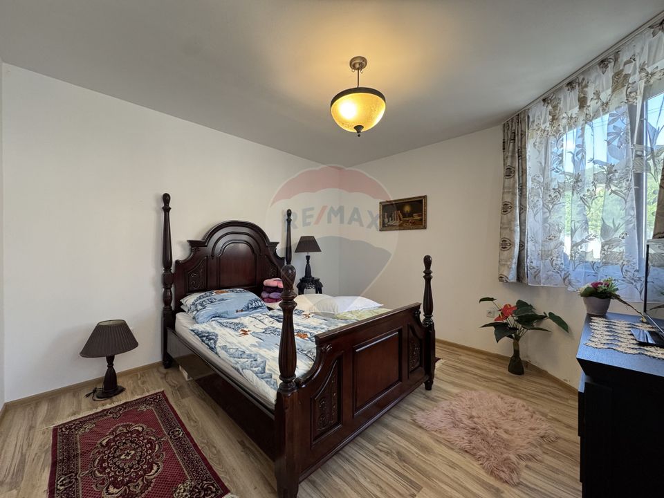 2 room House / Villa for sale, Exterior Est area