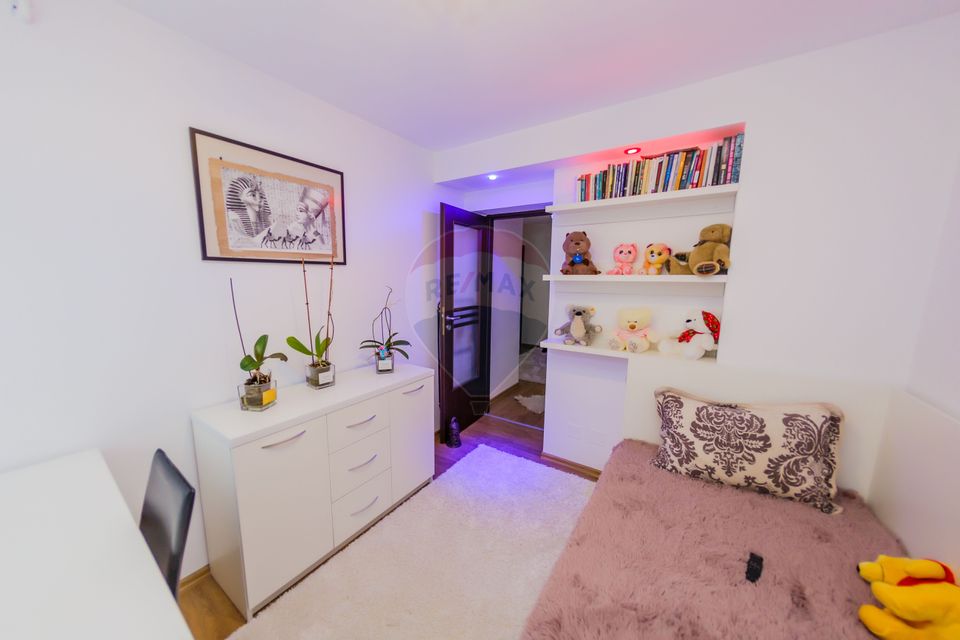 Apartament cu 3 camere lângă  Prefectură