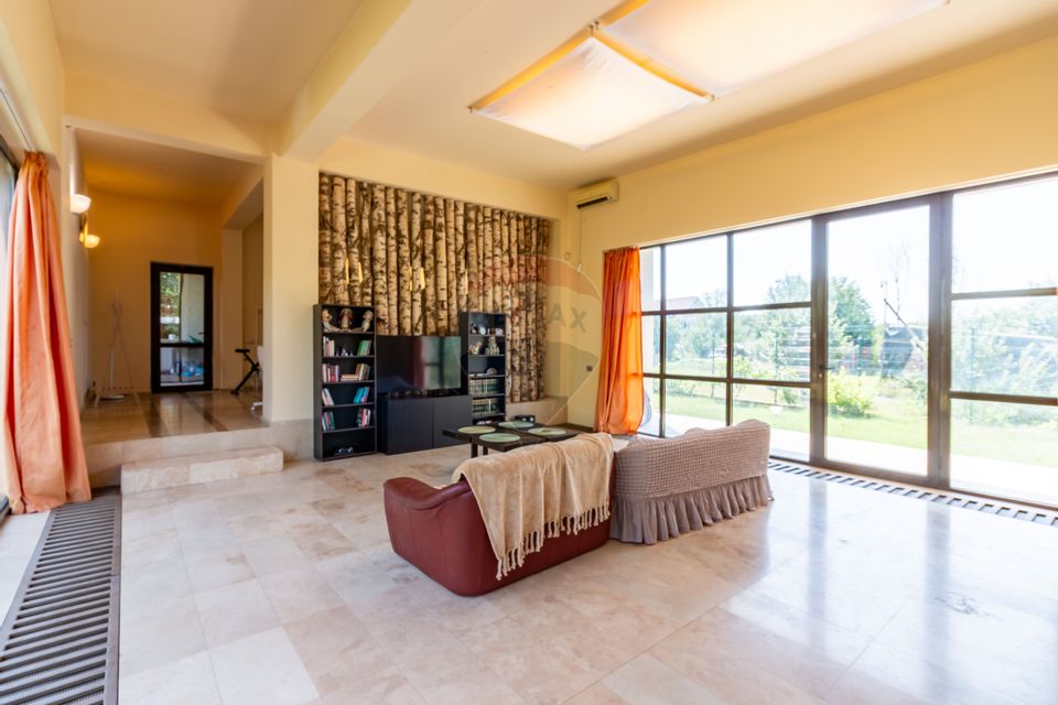 Villa for sale Laguna Albastra Corbeanca 5 rooms I 1000 sqm courtyard
