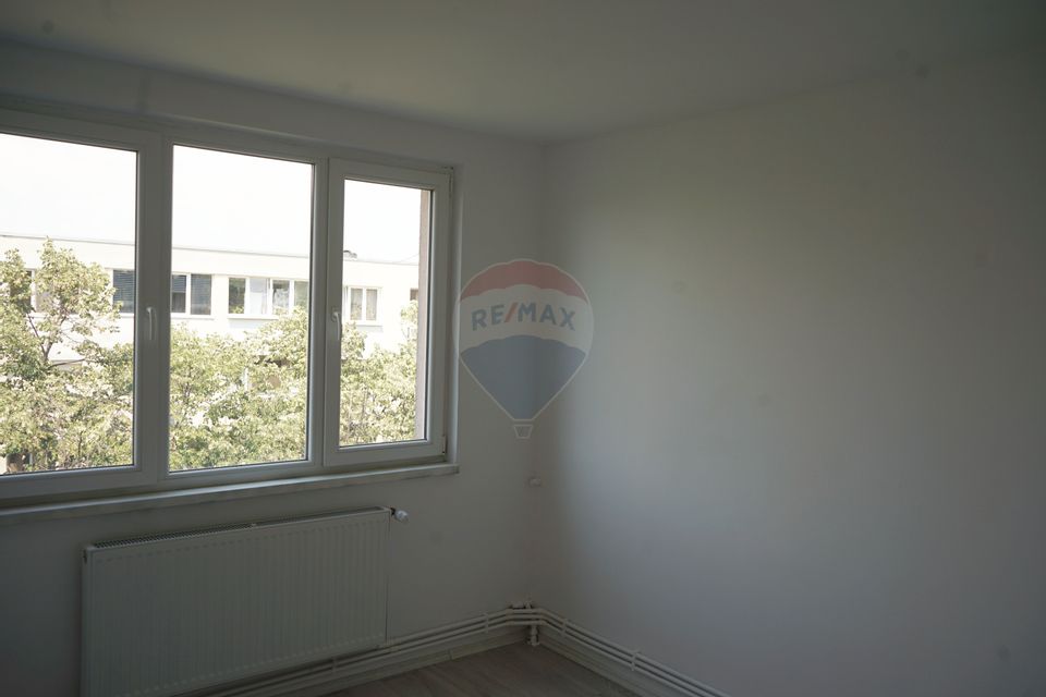 Apartament cu 4 camere - Drumul Taberei /  Valea Ialomitei