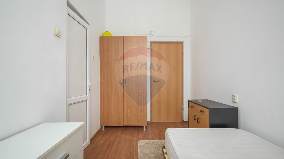 211sq.m Office Space for rent, Bartolomeu area