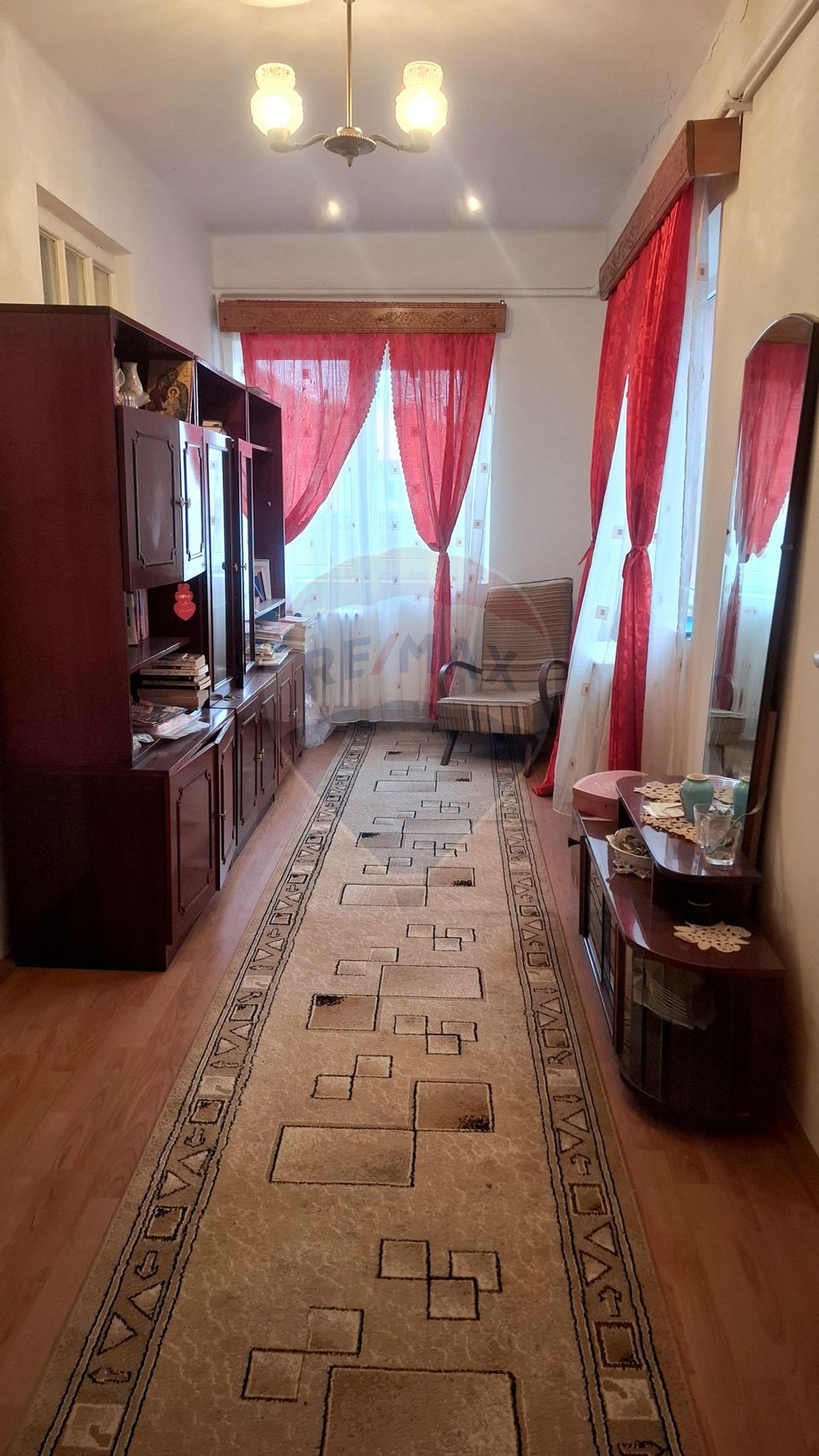 6 room House / Villa for sale