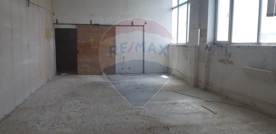 Spații industriale 200-432 mp . Baicului etaj lift marfa