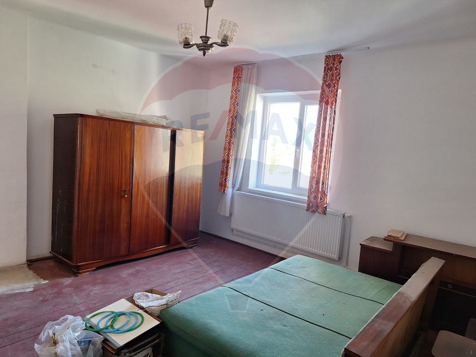 Apartament cu 2 camere în zona Central Simeria, Hunedoara