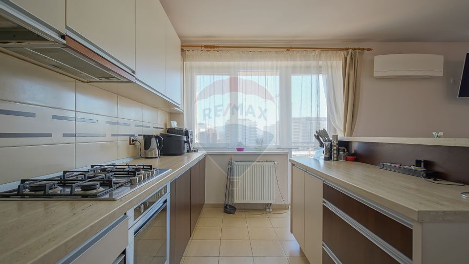 Comision 0% ! Apartament de 3 camere, Tractorul, Brașov