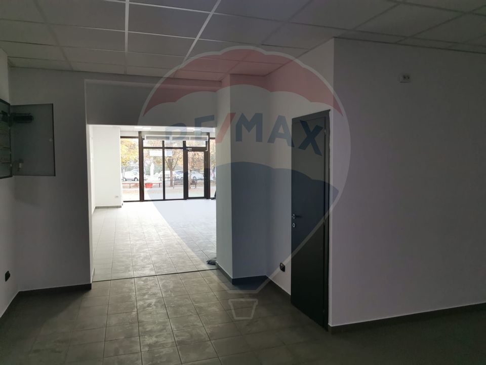 82sq.m Commercial Space for rent, Calea Bucuresti area