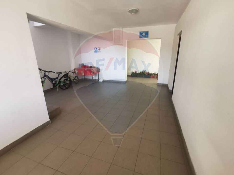 Apartament de închiriat