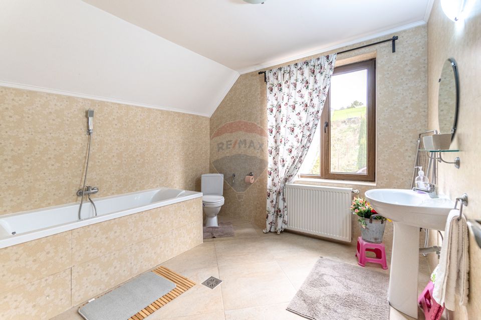 Casă de vacanţă | Pensiune 3 Margarete | FUNDATA, BRAŞOV| COMISION 0 |