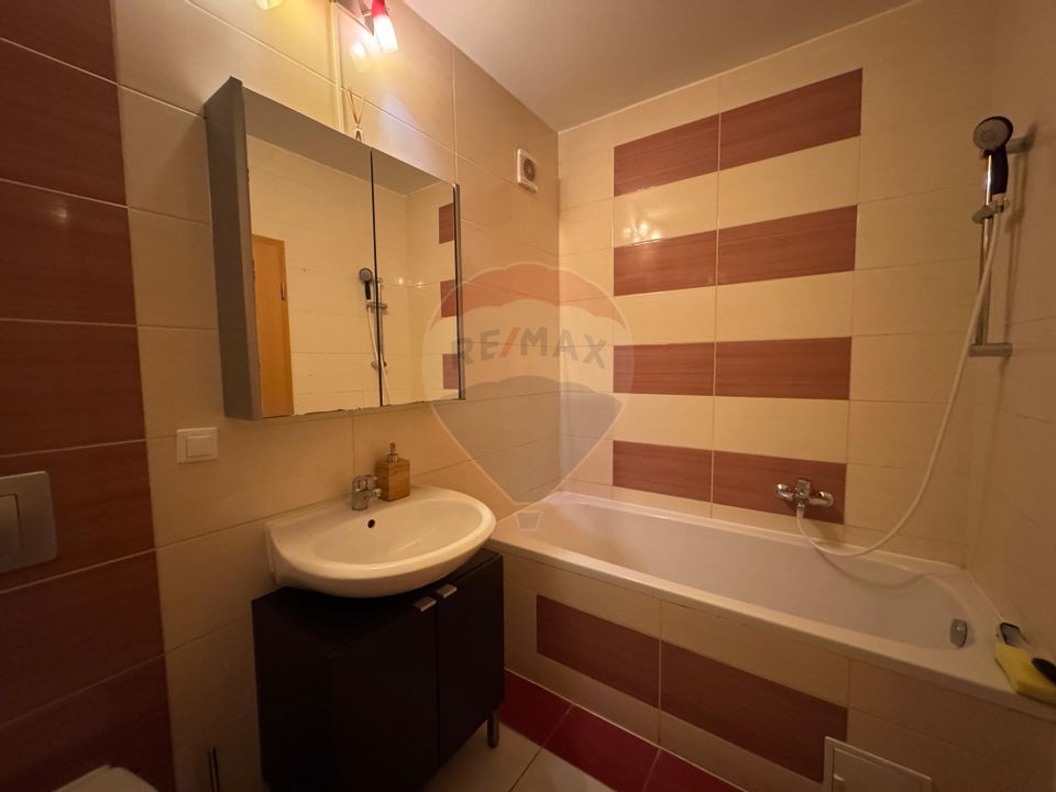 Penthouse Exclusiv-Vedere Superbă spre Munți, de INCHIRIAT