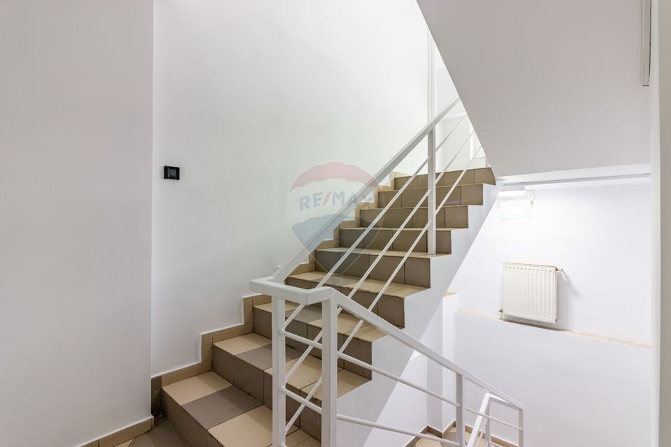 300sq.m Commercial Space for rent, Berceni area