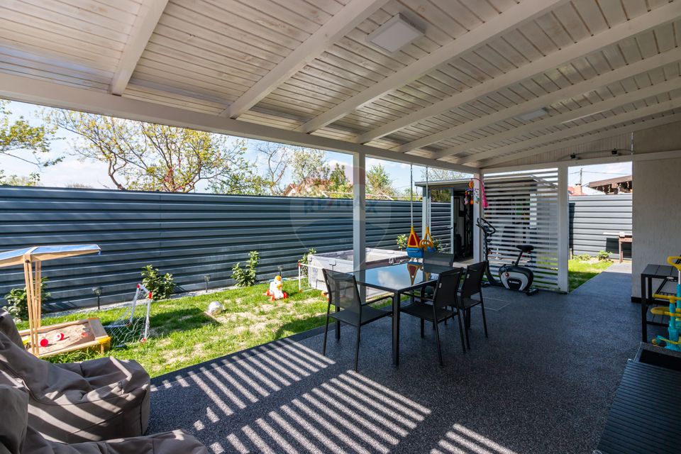 House / Villa For Sale Tunari/Dimieni Single House