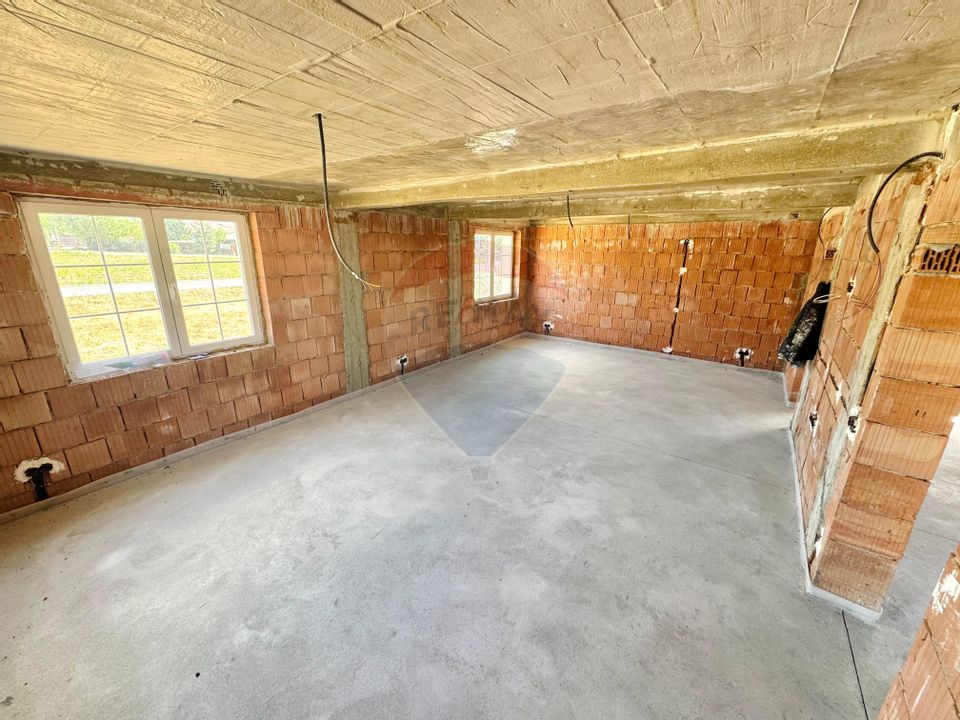 5 room House / Villa for sale, Central area