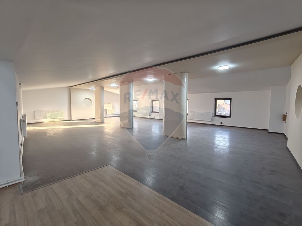 Spațiu comercial, 535.57mp de închiriat, zona autogara Gherla