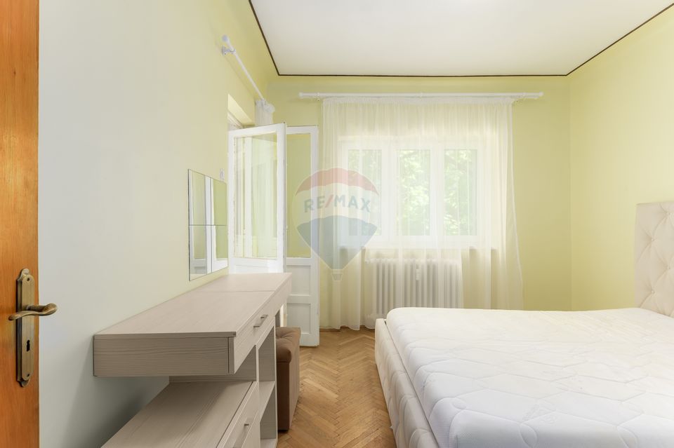 Apartament cu 4 camere de inchiriat Pajura