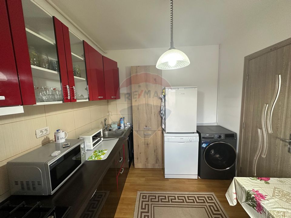 2 room Apartment for rent, Boul Rosu area