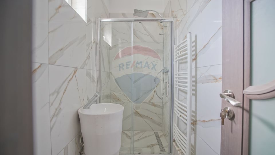 Apartament recent renovat langă Teatrul Dramatic. Fără comision!