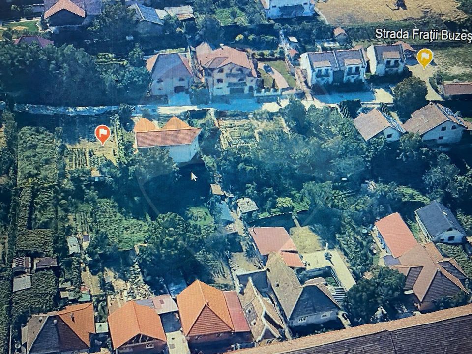 Teren de constructii intre case, in Medias cu utilitatile in apropiere