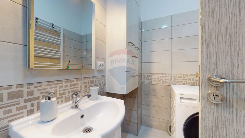 2 room Apartment for rent, Tractorul area