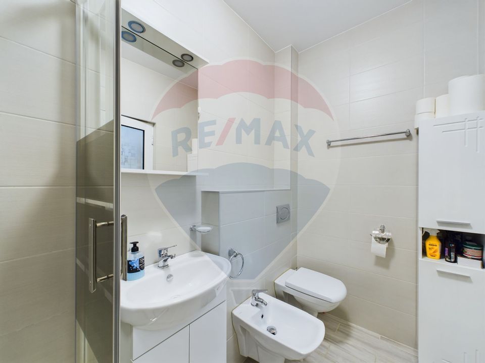 REZERVAT| Apartament 2 camere| Decomandat| Renovat| Harman