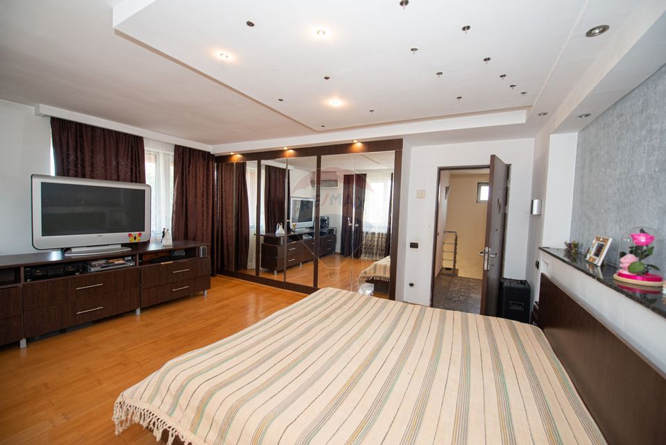 Casa 9 camere de vanzare 1200mp teren Cornetu Padure Lac Mihailesti