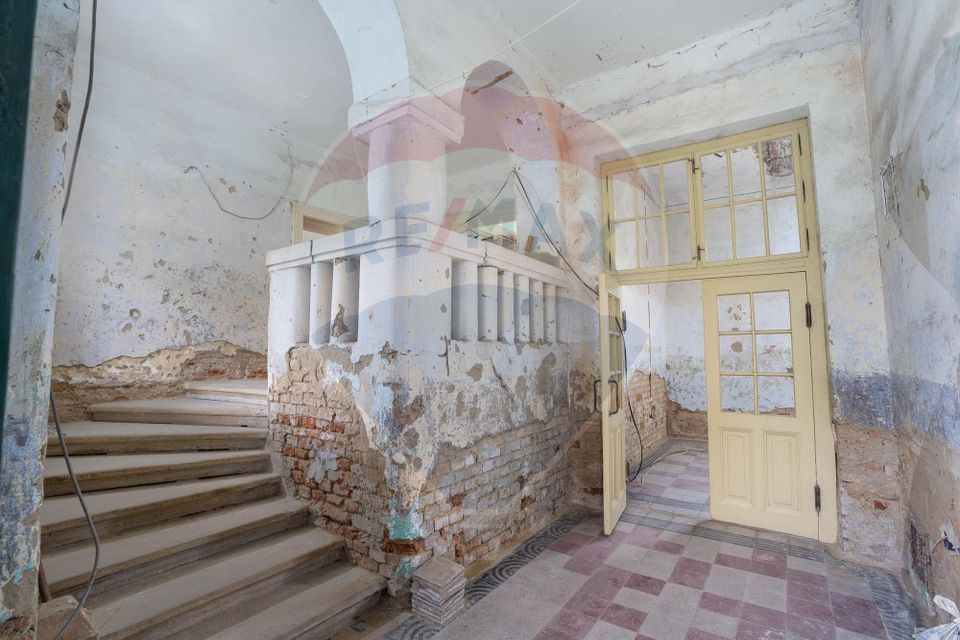 Fostă școală săsească semnată de Fritz Balthes – Bruiu, Sibiu