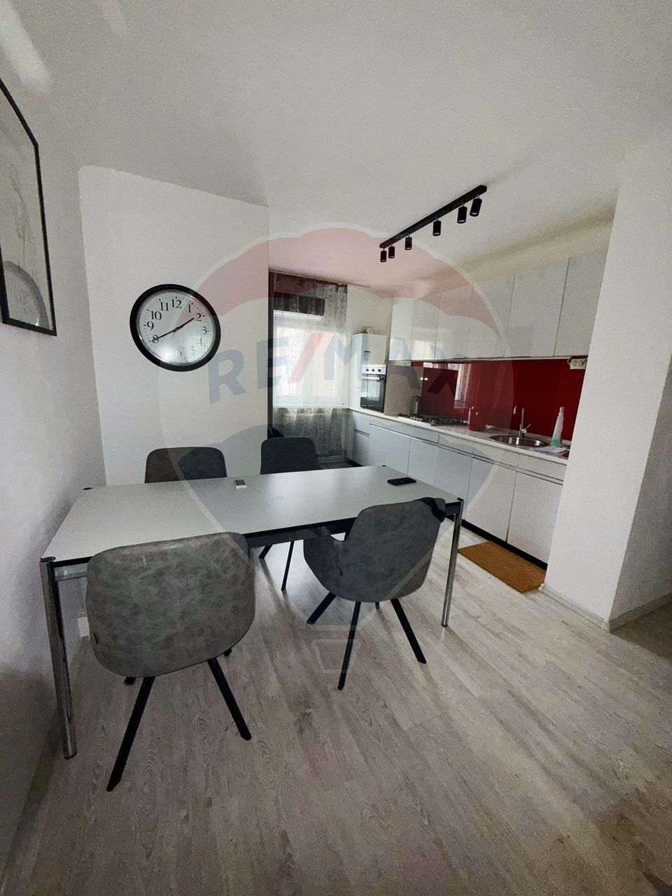 4 room Apartment for sale, 1 Mai area