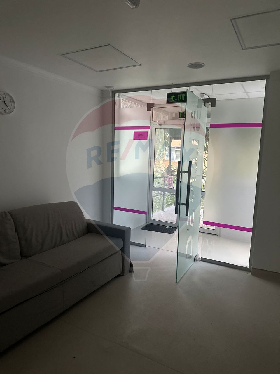 38sq.m Commercial Space for rent, Darmanesti area