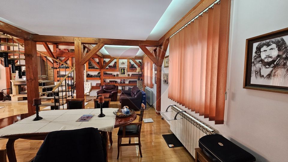 Vilă de lux cu 4 camere de vânzare în Câmpulung Moldovenesc, Suceava