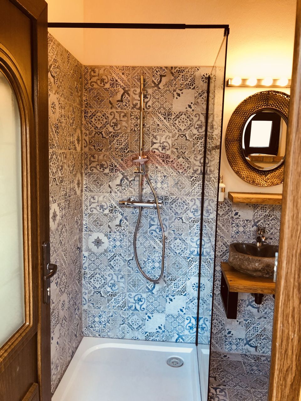 Pensiune cu 15 unități de cazare în Mediaș