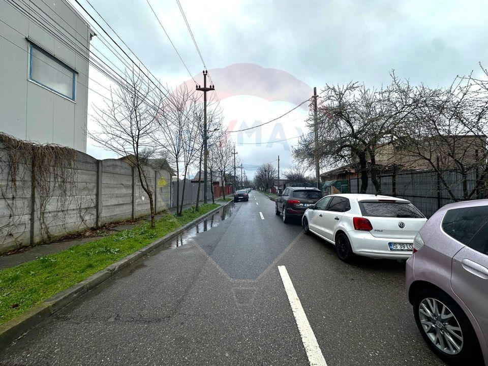 Casă / Vilă cu 3 camere de vânzare în zona Straulesti