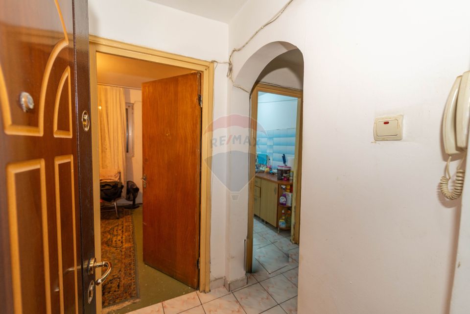 Apartament cu 2 camere de vanzare in zona Titan, 37 mp utili