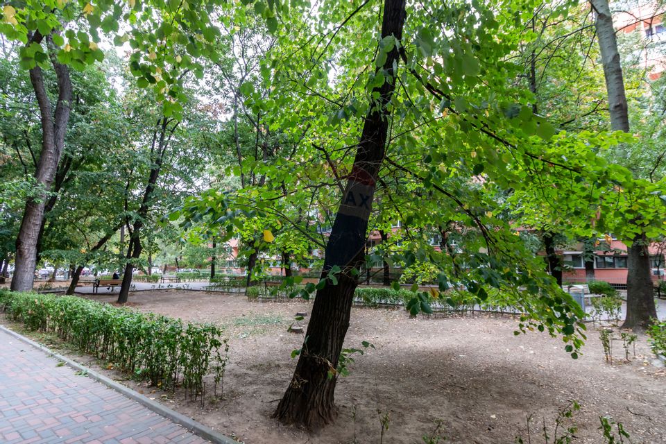 2 room apartment for sale in Liberty Plain/IOR Park