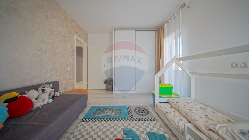 4 room House / Villa for sale