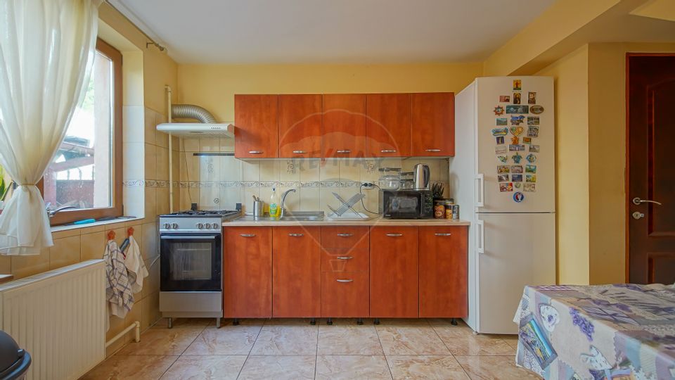 REZERVAT Casă tipică pentru un stil de viață liniștit  Craiter, Brașov