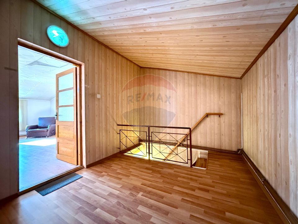 16 room House / Villa for sale, Coiciu area