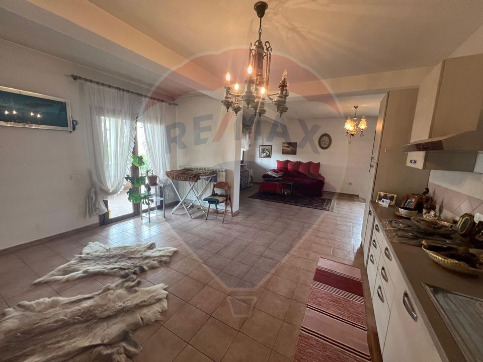 6 room House / Villa for sale