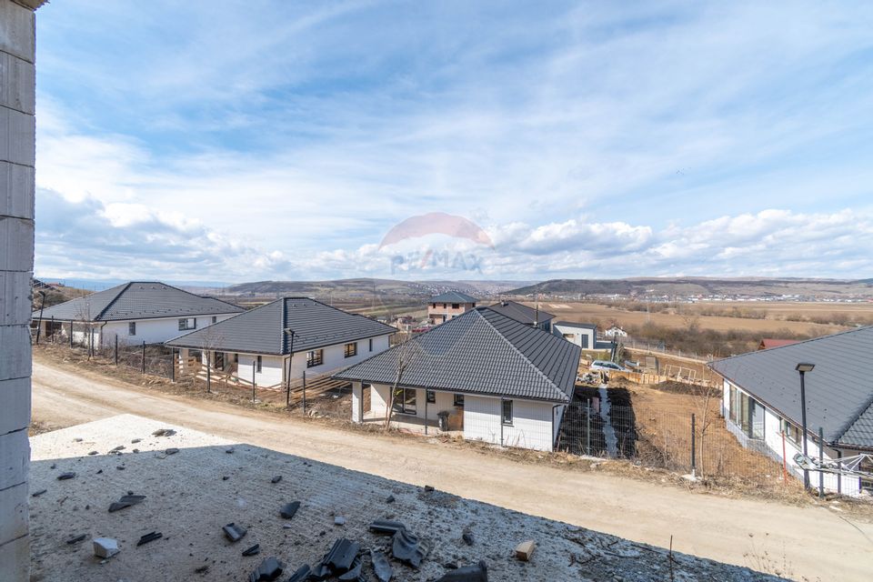 4 room House / Villa for sale