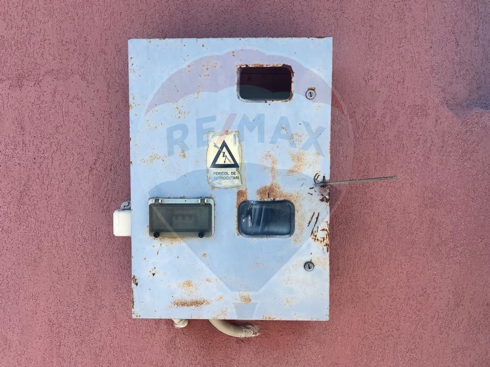 Casă / Vilă cu 5 camere de vânzare