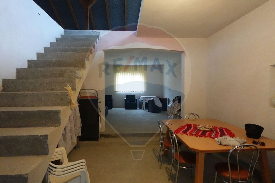 11 room House / Villa for sale